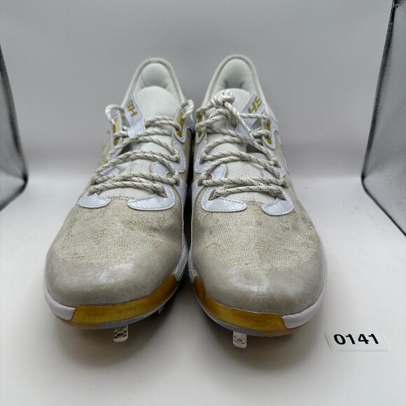 UNDER ARMOUR Men's 15 Harper 8 Low GT White Metallic Gold - Picture 4 of 9